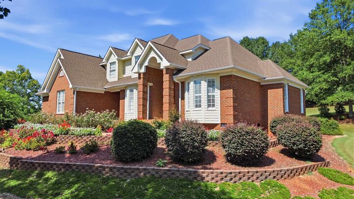 Property Photo:  424 Harbour View Drive  SC 29323 