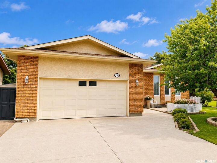 Property Photo:  2906 Huget Place  SK S4V 1M5 