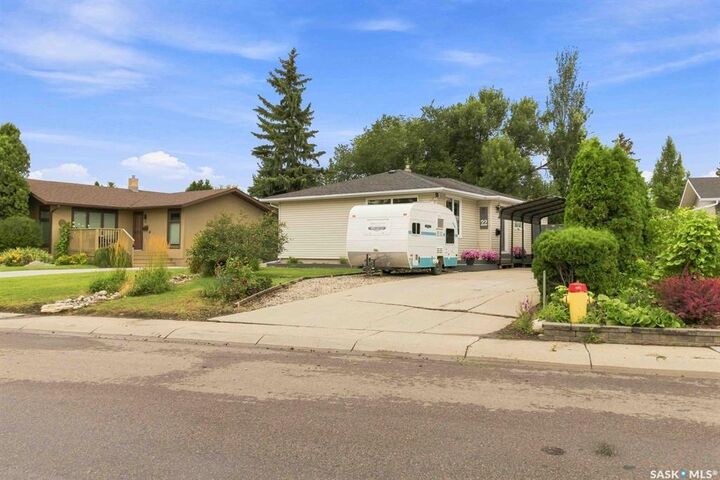 22 Columbia Drive — photo 1