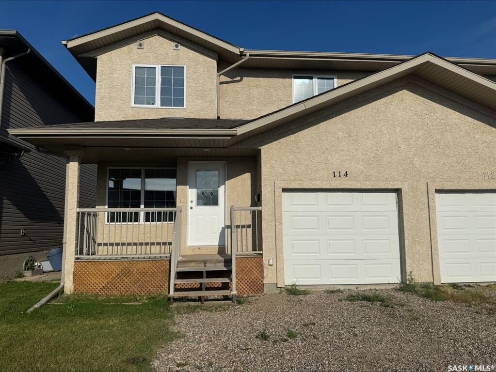 Property Photo: 114 Meadowlark Park SK S0K 0A1