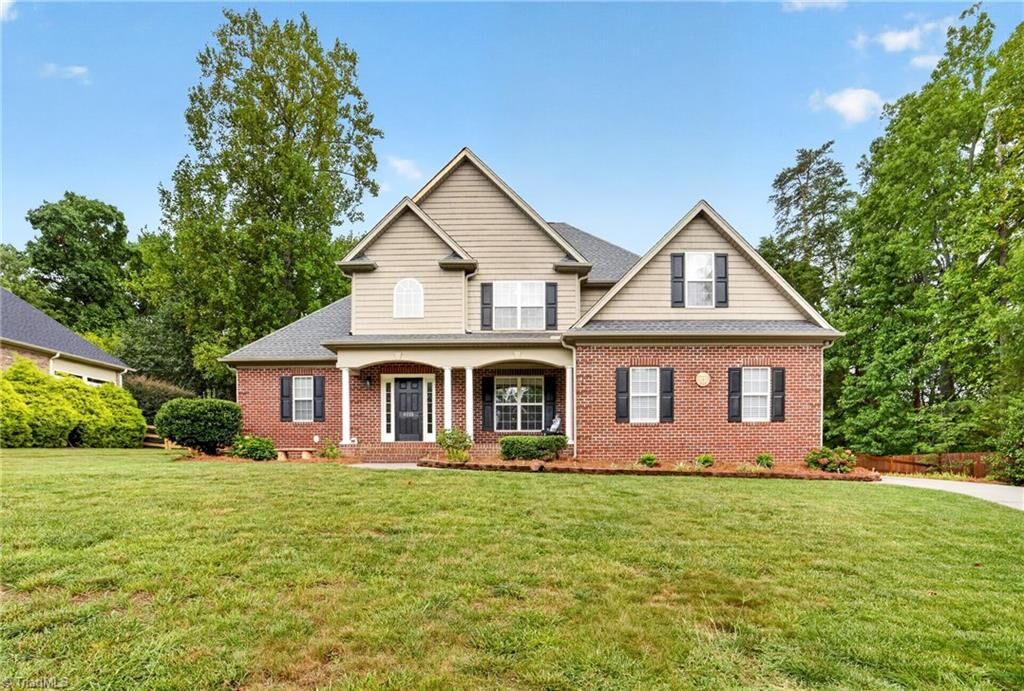 Property Photo:  8915 Grove Park Drive  NC 27310 