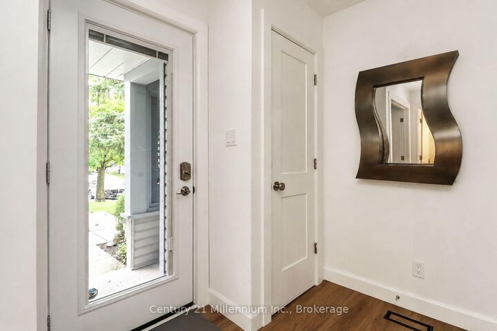 Property Photo: 146 Settlers Way 47 ON L9Y 0N9
