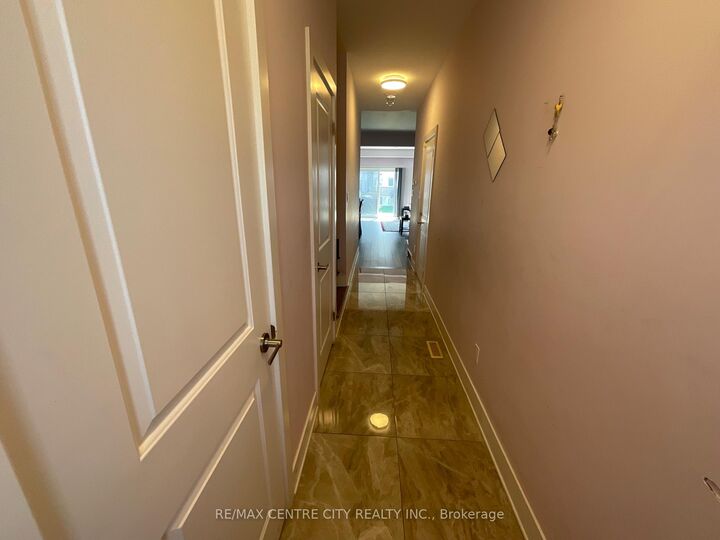 Property Photo:  2609 Holbrook Drive 10  ON N6M 0G2 
