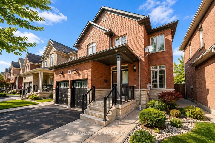 Property Photo: 47 Sorbonne Drive ON L6P 1Y6