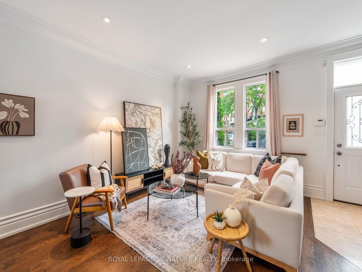 Property Photo: 4 Whitaker Avenue ON M6J 1A1