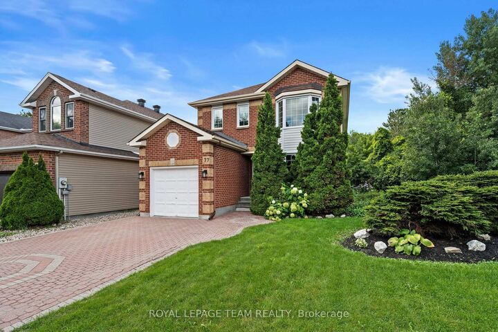 Property Photo: 77 Sherring Court ON K2K 2T1