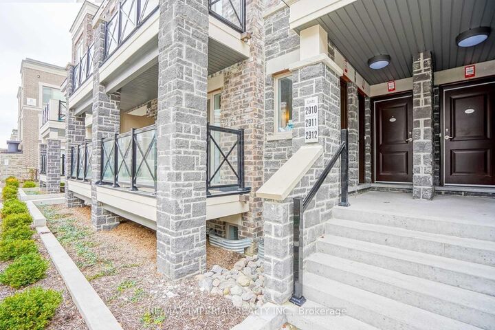 Property Photo:  15 Westmeath Lane 2910  ON L6B 1N5 
