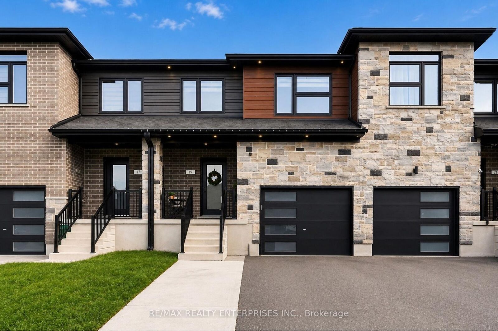 Photo de la propriété:  19 Faith Street N  ON N1T 0E9 