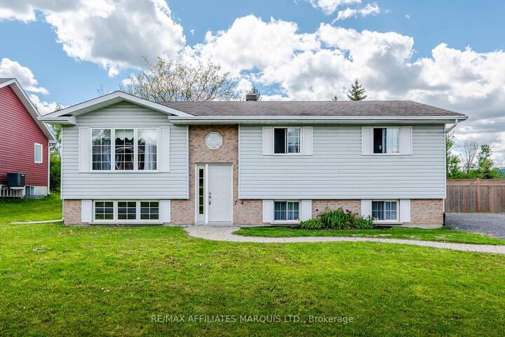 74 Columbia Avenue — photo 1