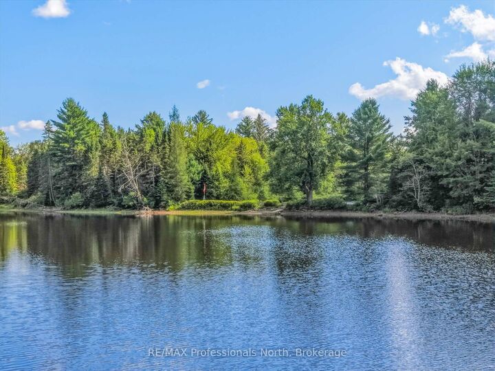 Property Photo: 1001 Sherwood Forest Road ON P1L 1X3