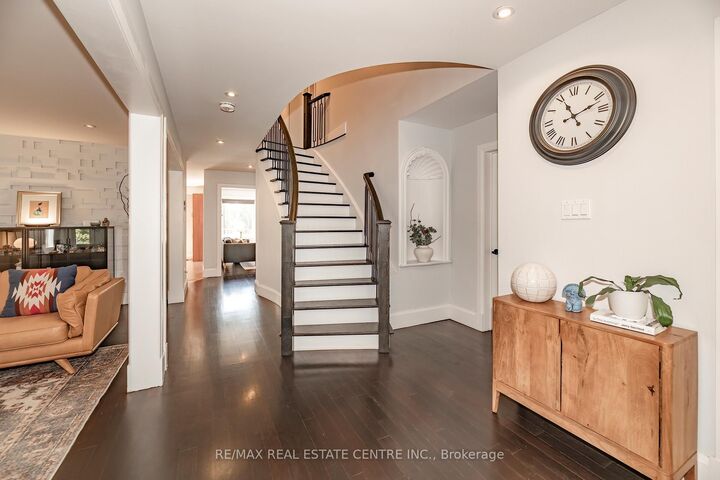 Property Photo: 41 Ranchero Drive ON L7A 3C6