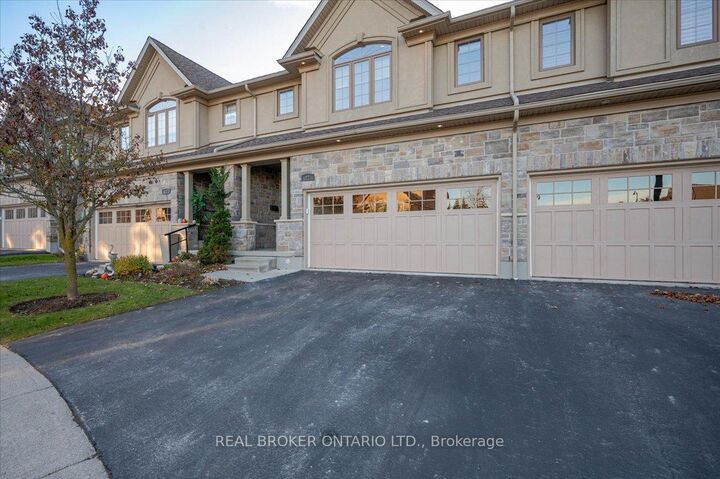 Property Photo: 435 Winchester Drive 22 ON N2T 0B7