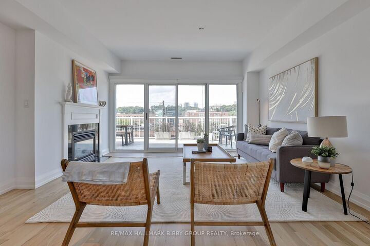 473 Dupont Street 7 — photo 1