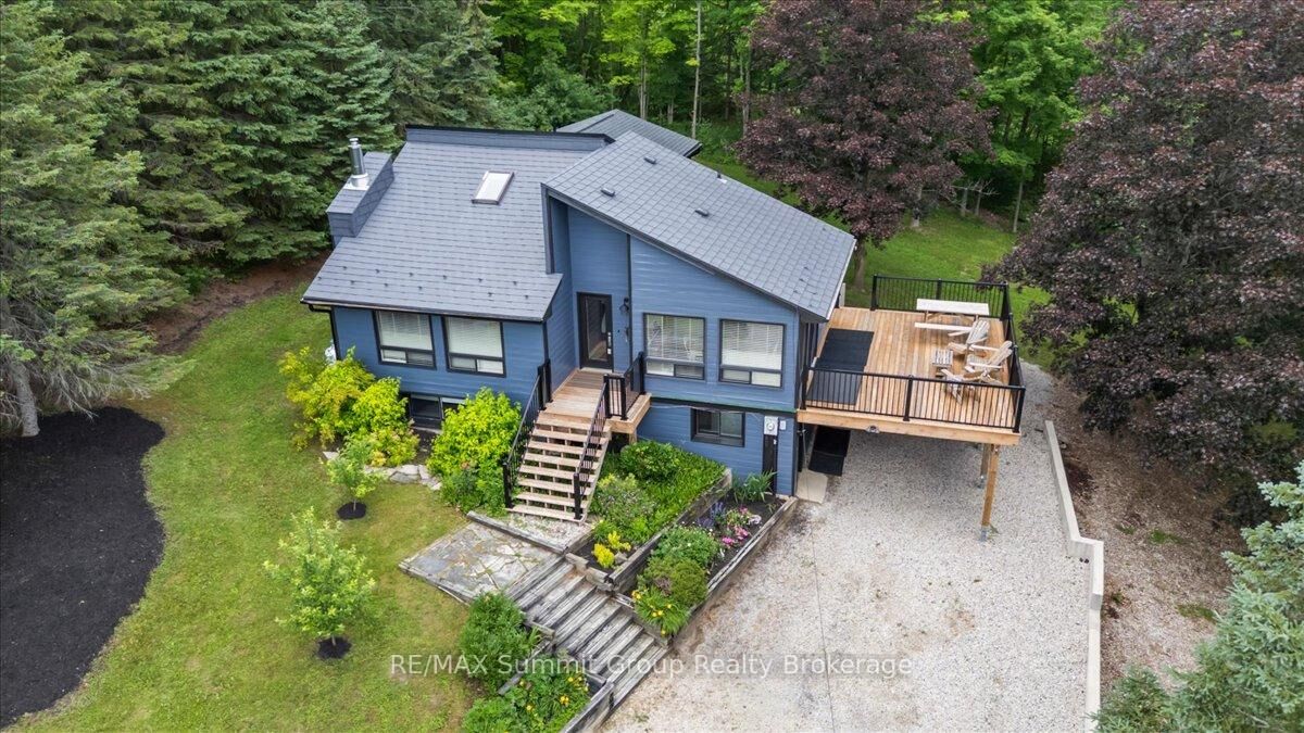 Property Photo: 123 Amik Court ON N0C 1G0