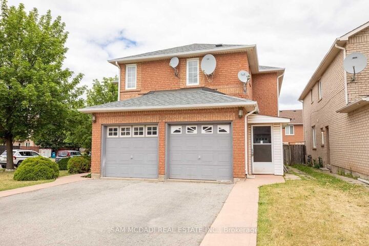 Property Photo:  19 Sterritt Drive  ON L6Y 5E4 