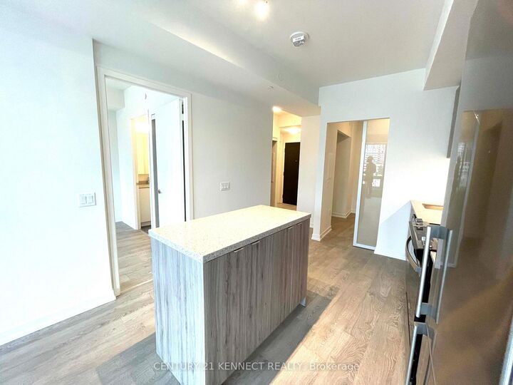 Property Photo:  8868 Yonge Street 308E  ON L4C 0T4 