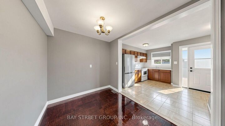 Property Photo: 57 Godstone Road 117 ON M2J 3C8