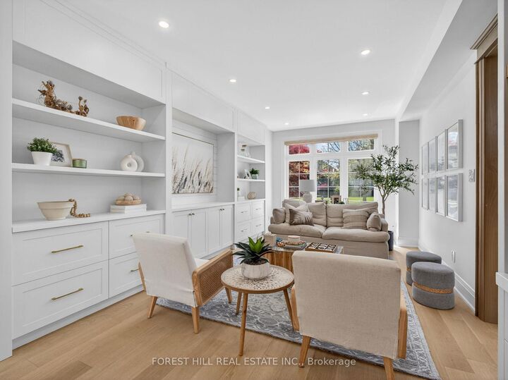 Property Photo: 118 Pathlane Road ON L4B 4R1