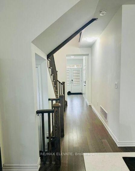 Property Photo:  3109 Mulberry Lane  ON L1X 0N9 