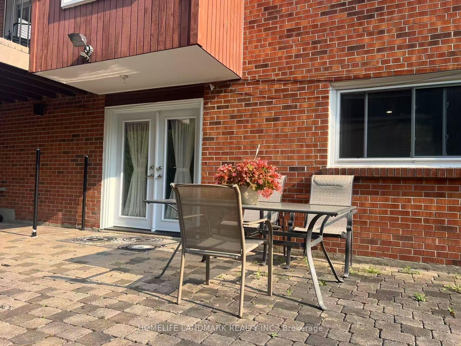 Property Photo:  8 Pine Knoll Gate Bsmt  ON L3T 1V5 