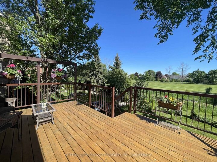 Property Photo: 24 Glenora Drive ON K0H 1G0