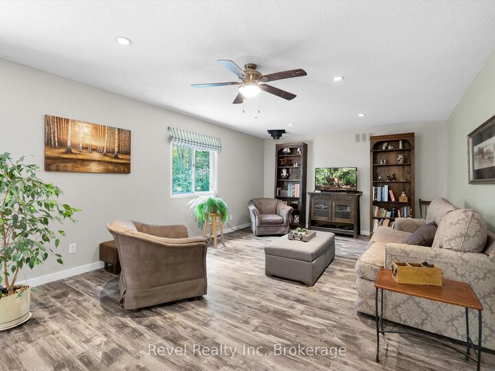 1326 Echo Lake Road — photo 1