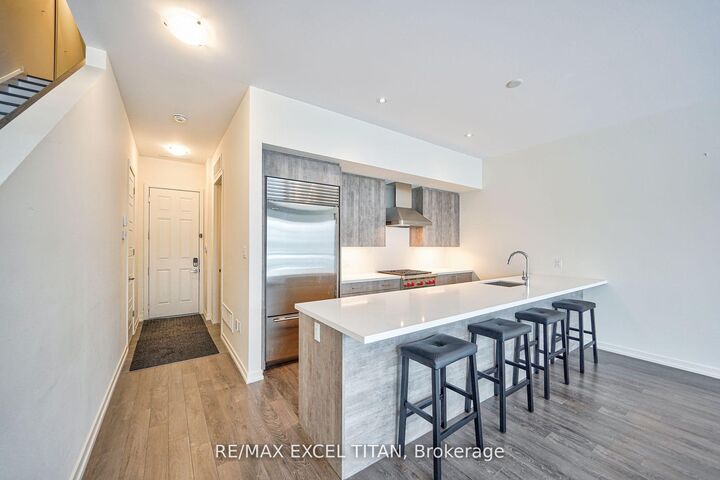 Property Photo:  3688 Ferretti Court 104  ON L9S 0N6 