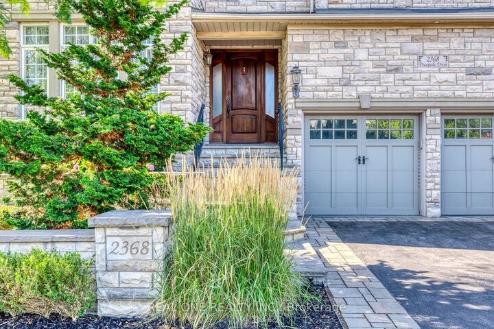 Property Photo:  2368 Presquile Drive  ON L6H 7R1 