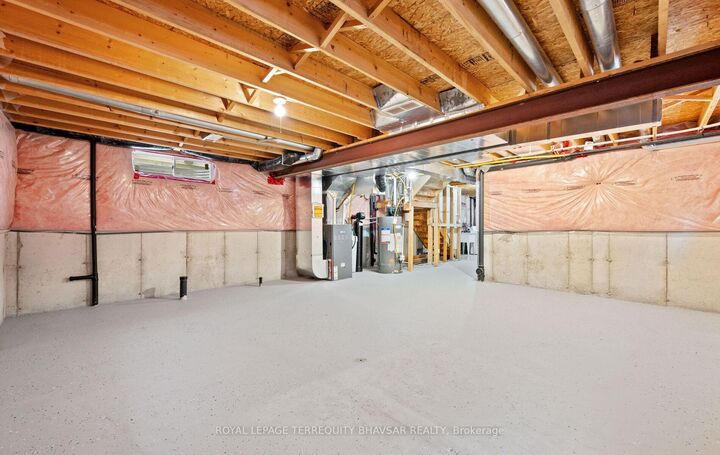 Property Photo: 111 Parkvale Drive ON N2R 1Z6