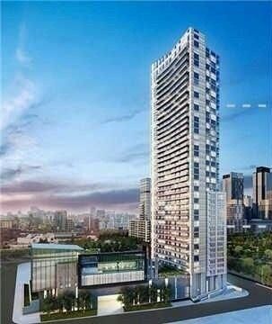 Photo de la propriété: 75 Queens Wharf Road 3609 ON M5V 0J8