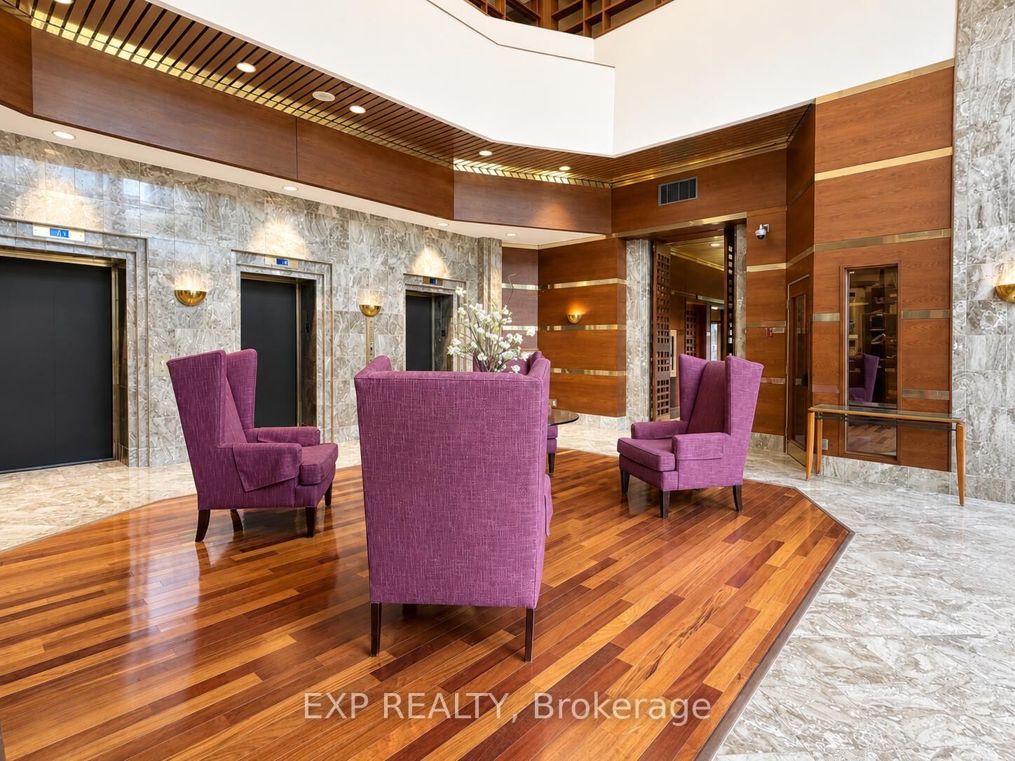 Property Photo:  160 George Street 401  ON K1N 9M2 