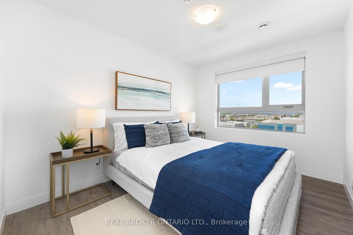 Property Photo:  100 Manett Crescent 801  ON L6X 5R8 