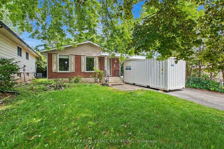 Property Photo:  514 Havelock Drive  ON N2L 4N7 