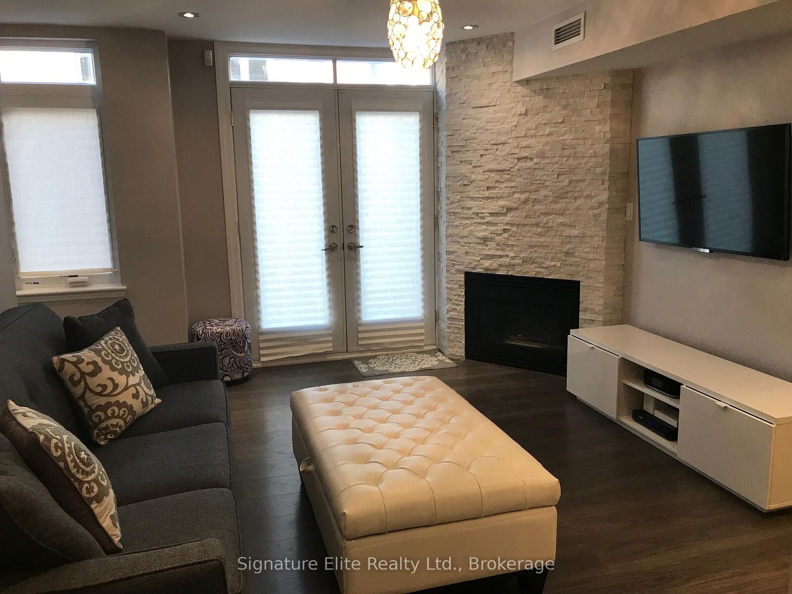 Property Photo:  98 Redpath Avenue 11  ON M4S 2J7 