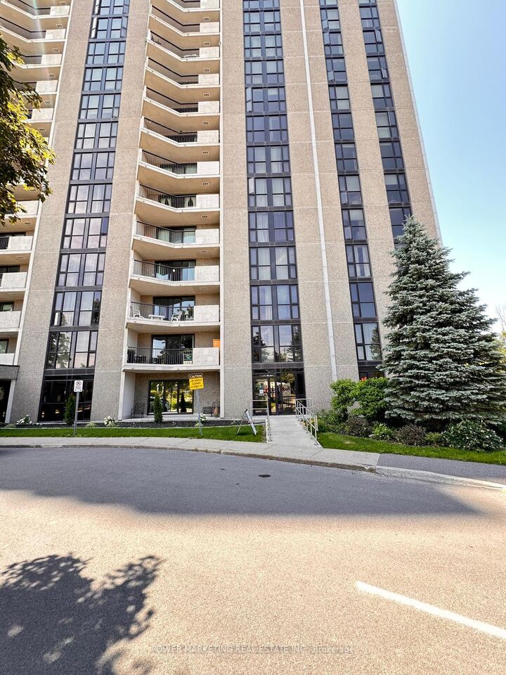 Photo de la propriété: 1025 Richmond Road 907 ON K2B 8G8