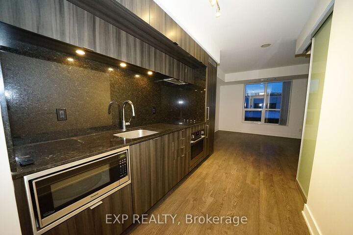 Property Photo: 38 Cameron Street 307 ON M2N 0C3
