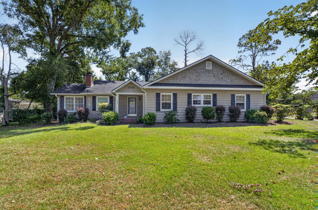 Property Photo:  2401 Oak St.  GA 31602 