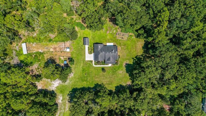 Property Photo: 7848 181st Way FL 32091