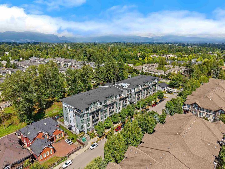 Property Photo:  15351 101 Avenue 118  BC V3R 0G2 