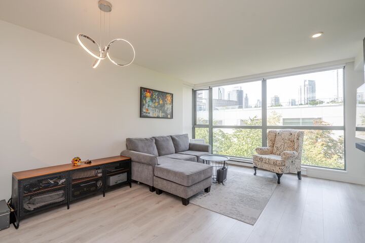 Property Photo:  4888 Hazel Street 602  BC V5H 4T4 
