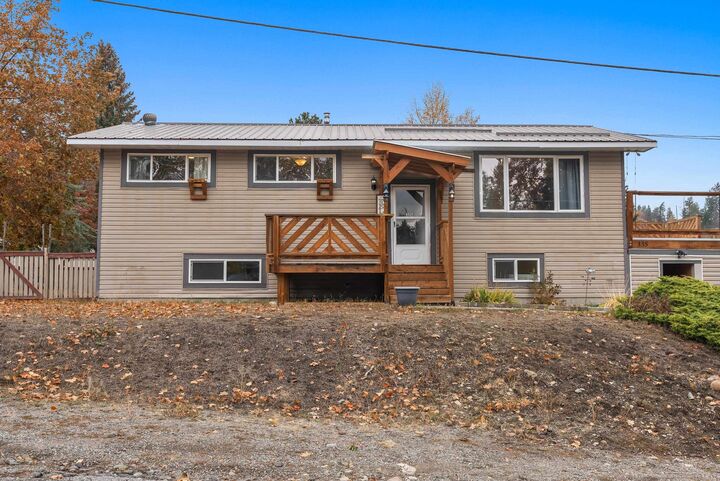335 Nechiefman Street — photo 1