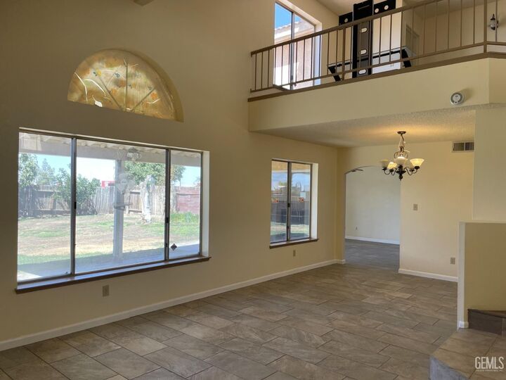 Property Photo:  6213 Quaking Aspen Street  CA 93313 