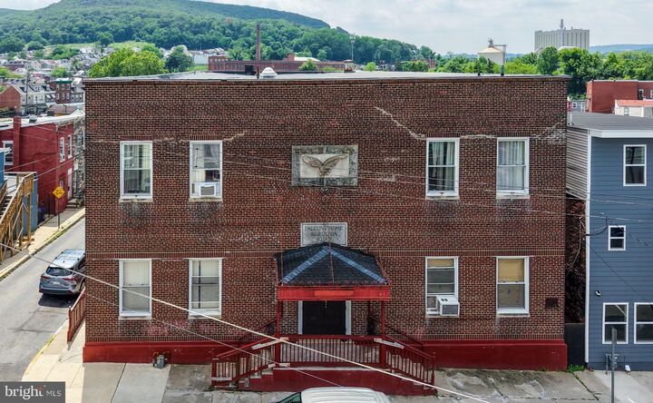 Property Photo:  816 Bingaman  PA 19602 