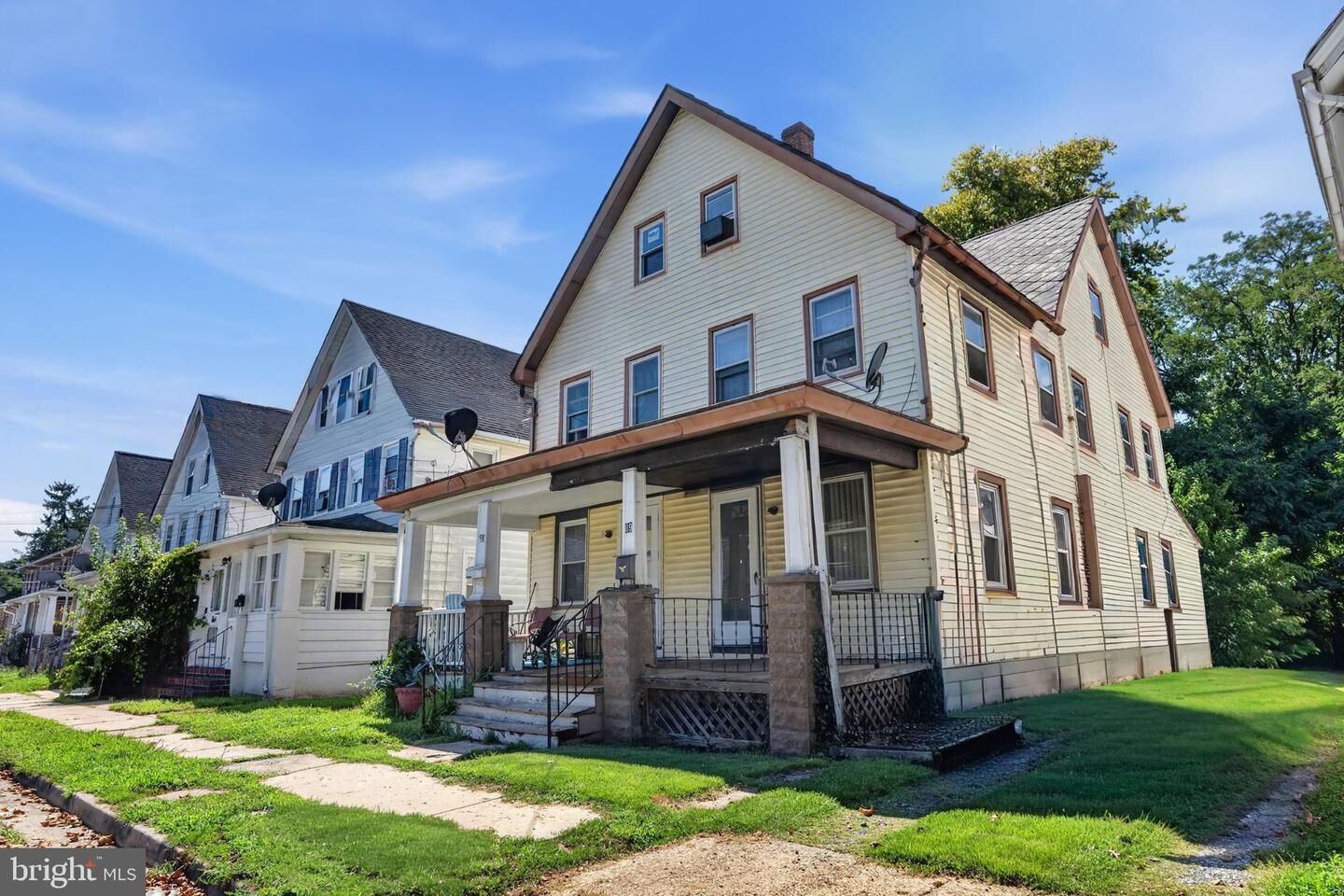 Property Photo:  89 Chestnut Street  NJ 08079 