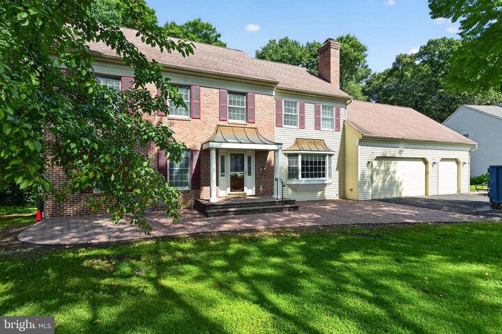 Property Photo: 24 Auspice Circle DE 19711