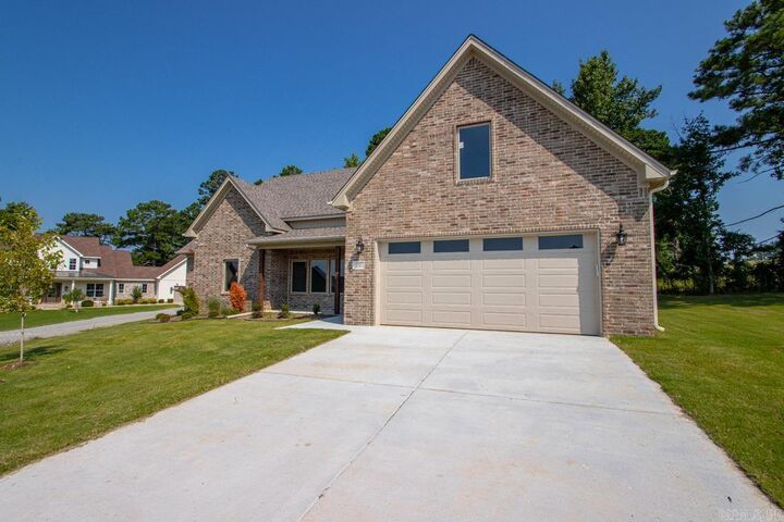 Property Photo:  2115 Sable Oaks  AR 72022 