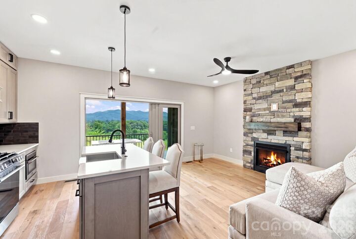 Property Photo:  128 Chepstow Place  NC 28711 