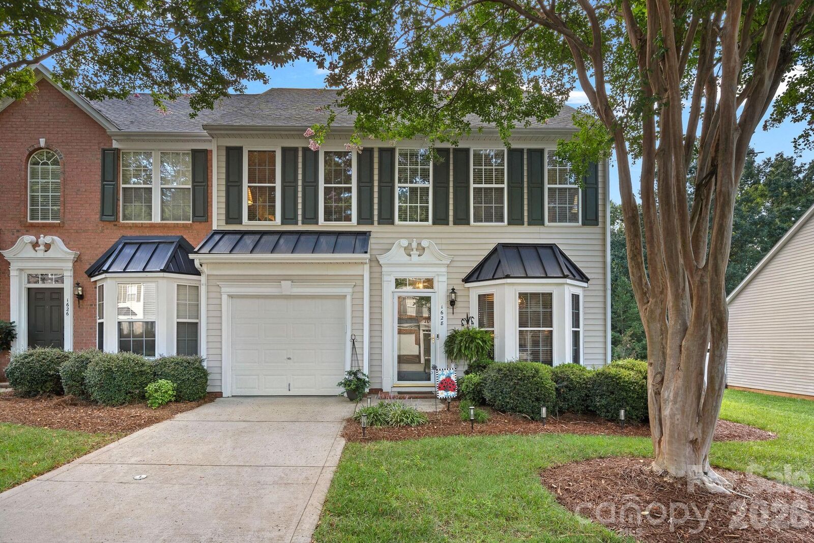Property Photo: 1628 Backcreek Lane NC 28054