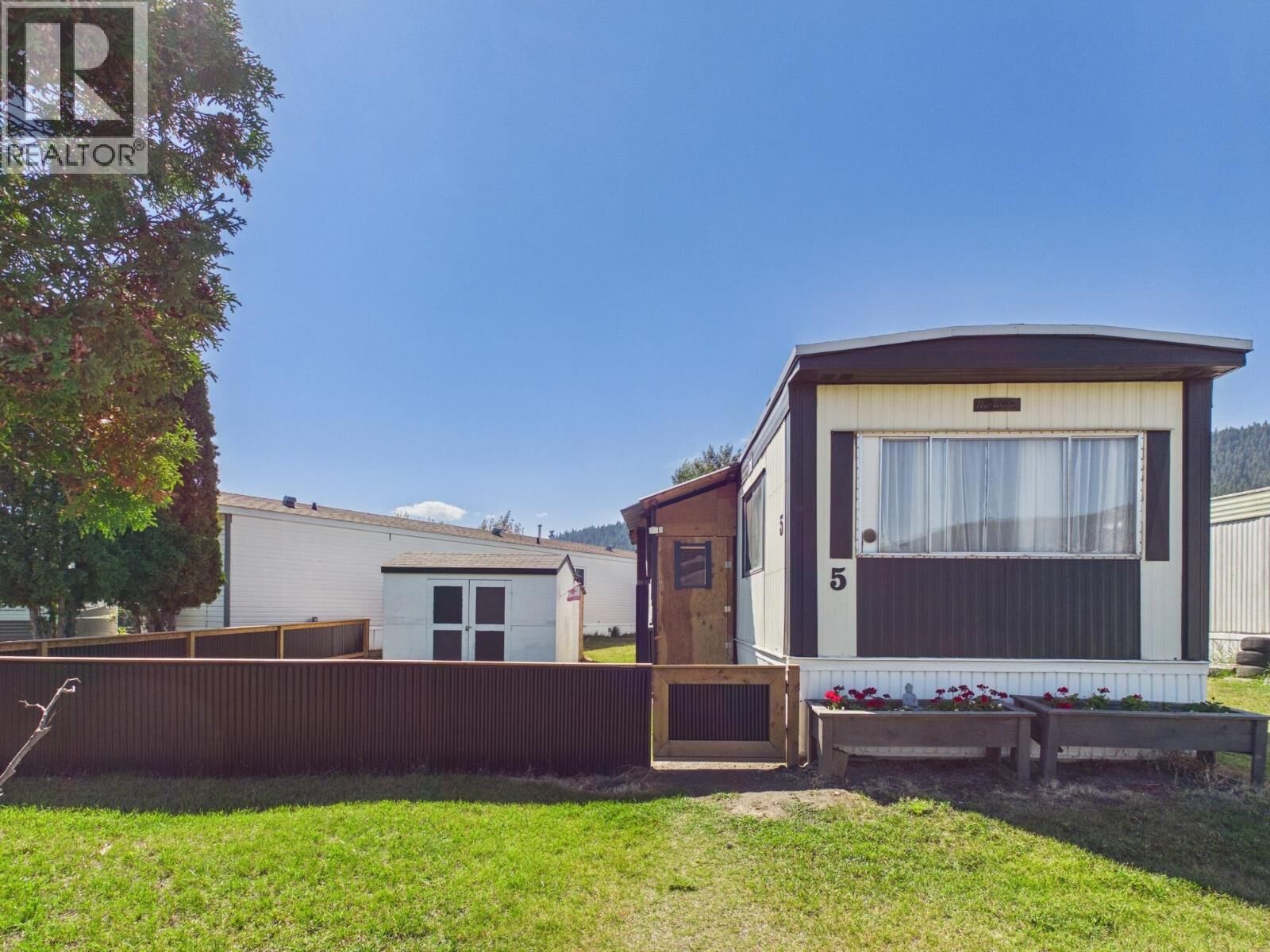 Property Photo: 3001 Mackenzie Avenue 5 BC V2G 3N9