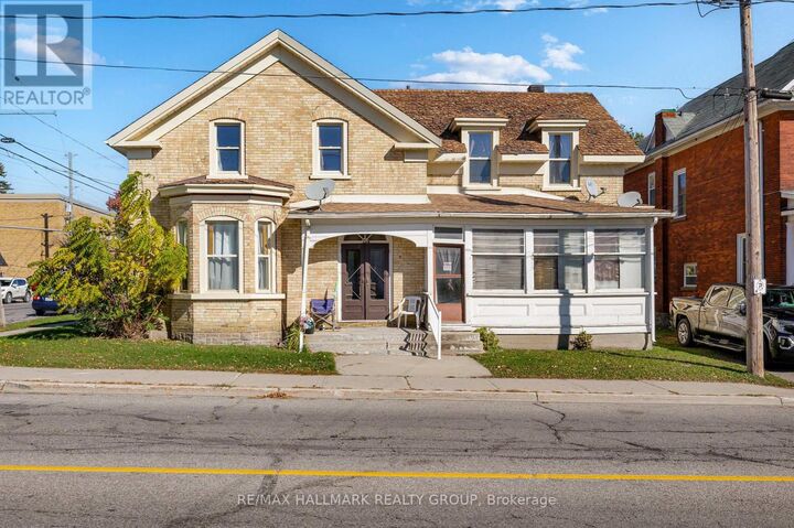 Property Photo: 15 Elmsley Street North 3 ON K7A 2G4